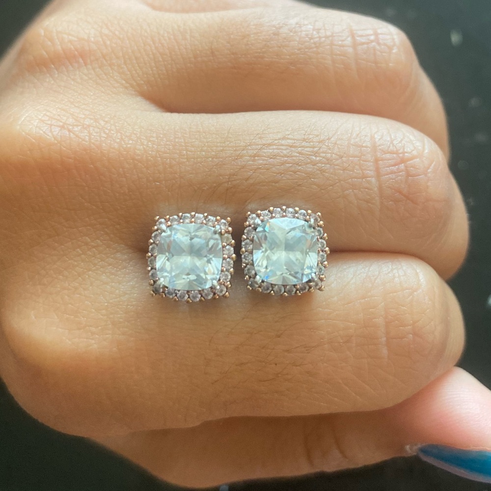 Matching Ring and Earrings Set - Picture 2 of 4